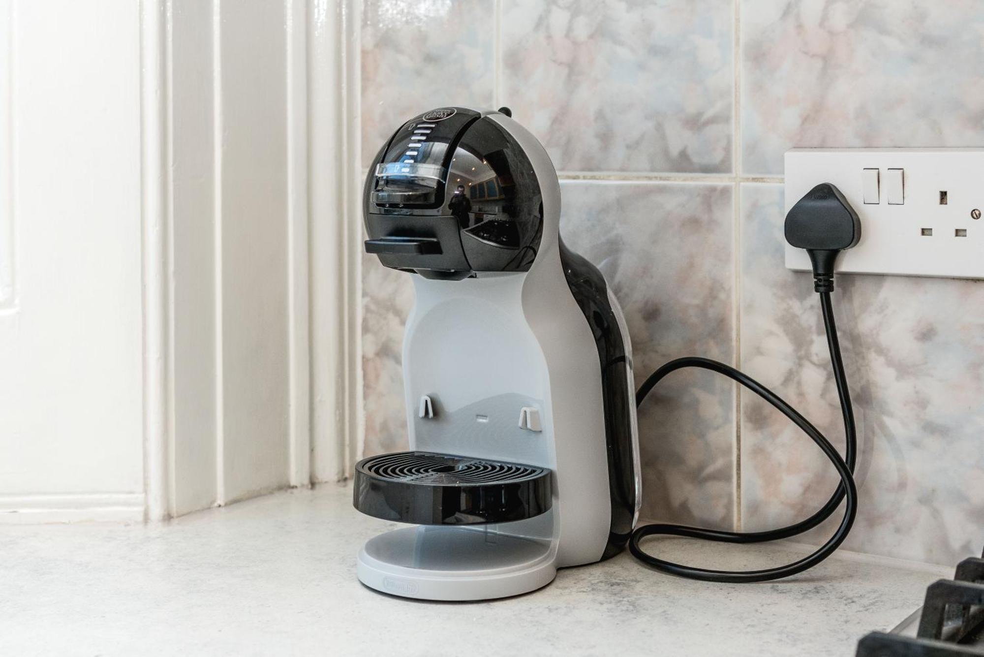 Kensington Muse Apartment Лондон Екстериор снимка