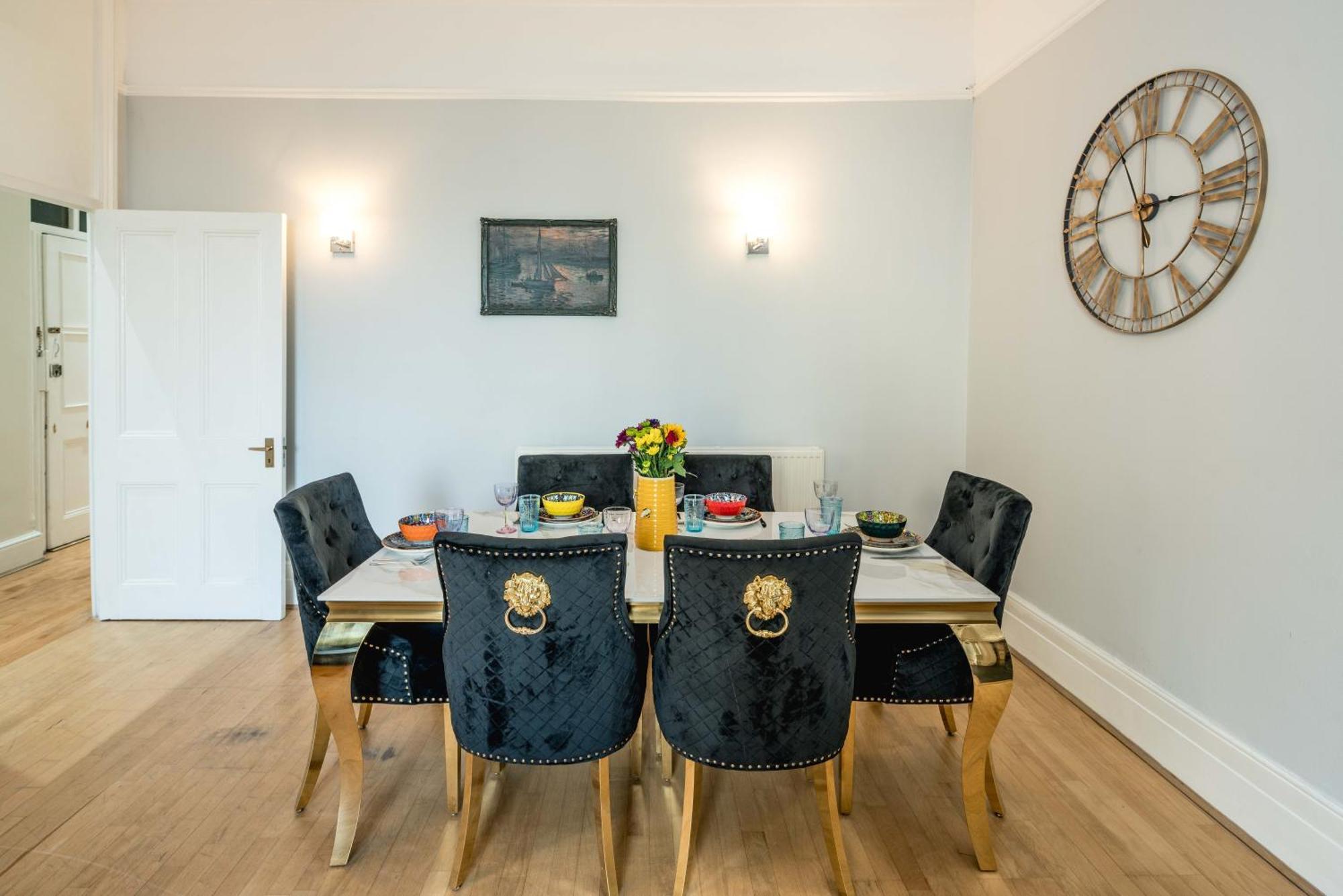 Kensington Muse Apartment Лондон Екстериор снимка