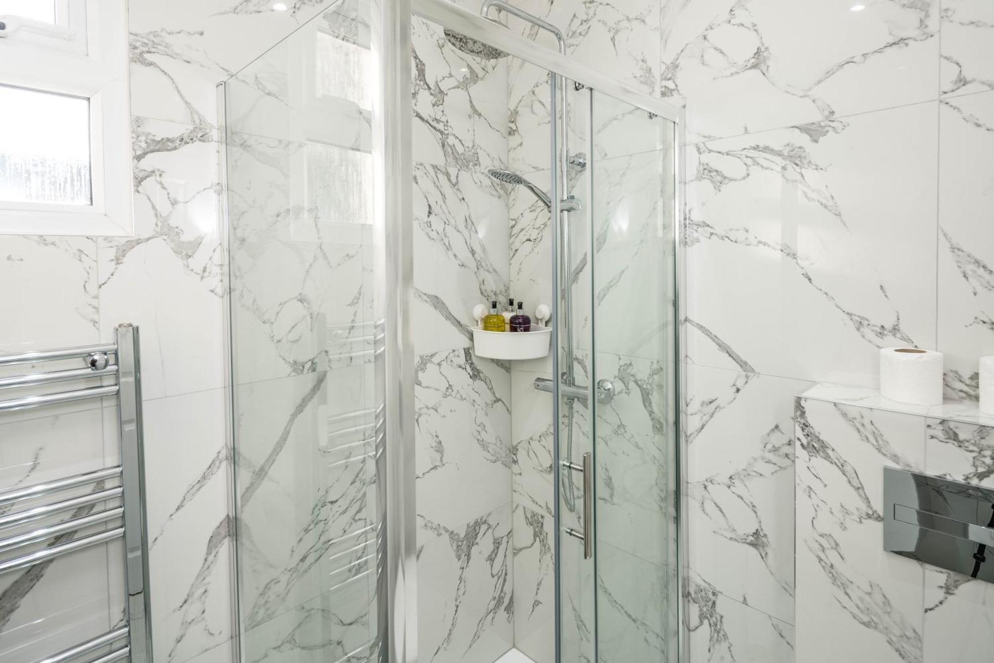 Kensington Muse Apartment Лондон Екстериор снимка