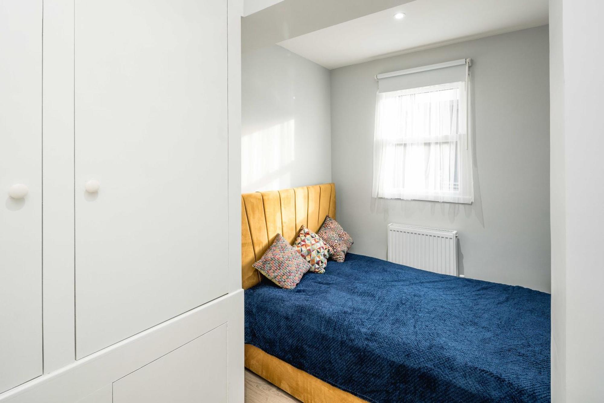 Kensington Muse Apartment Лондон Екстериор снимка