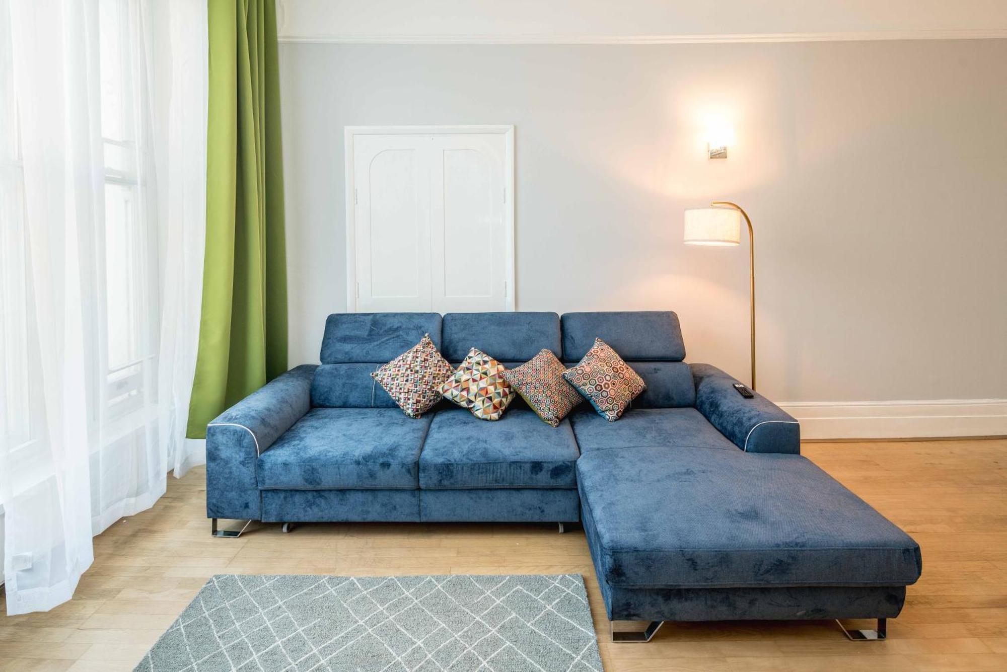 Kensington Muse Apartment Лондон Екстериор снимка